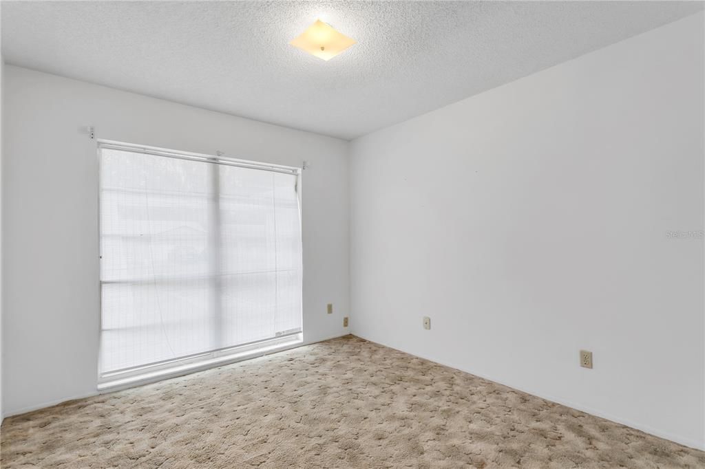 For Sale: $350,000 (4 beds, 2 baths, 1745 Square Feet)