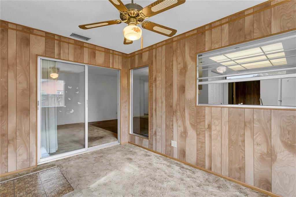 For Sale: $350,000 (4 beds, 2 baths, 1745 Square Feet)