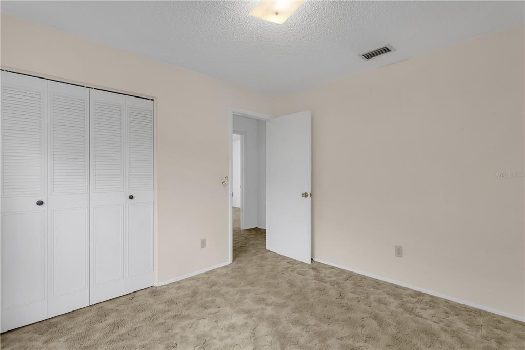 For Sale: $350,000 (4 beds, 2 baths, 1745 Square Feet)