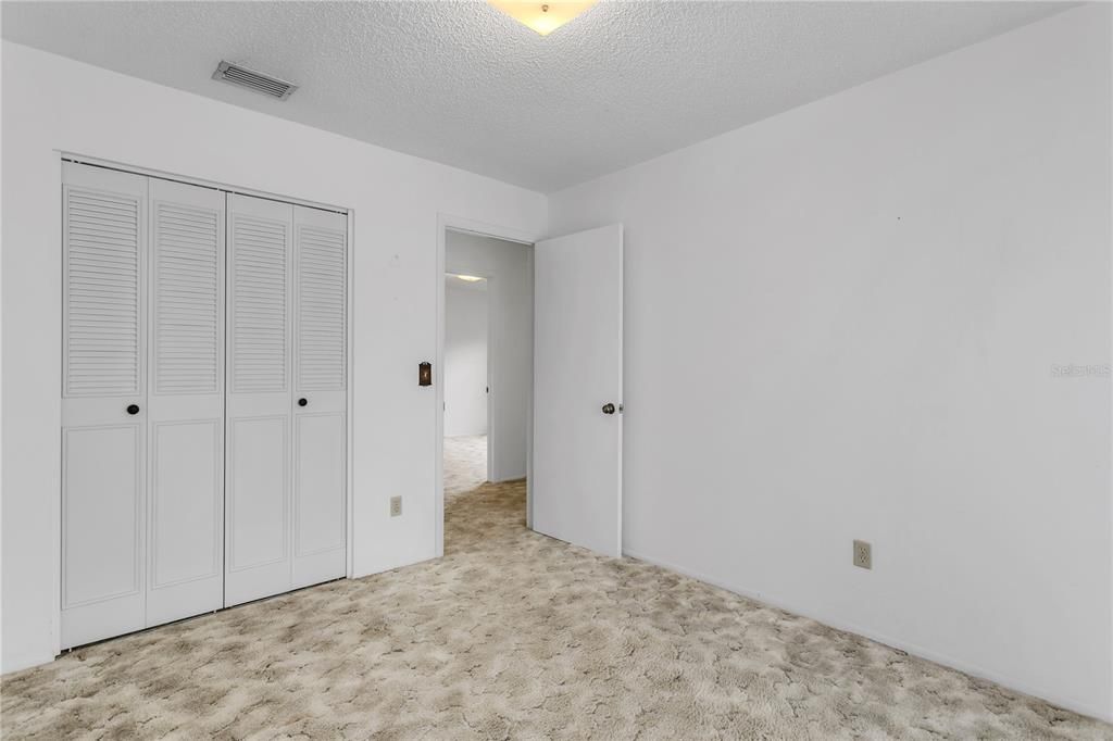 For Sale: $350,000 (4 beds, 2 baths, 1745 Square Feet)