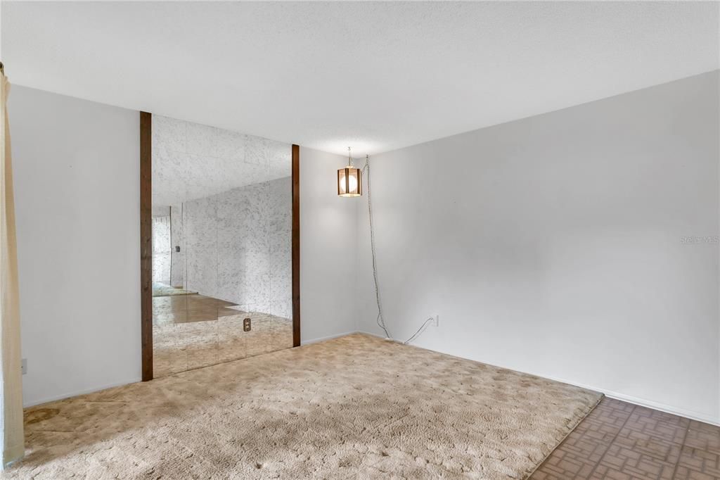 For Sale: $350,000 (4 beds, 2 baths, 1745 Square Feet)