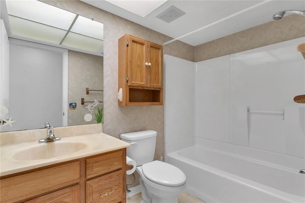 For Sale: $350,000 (4 beds, 2 baths, 1745 Square Feet)