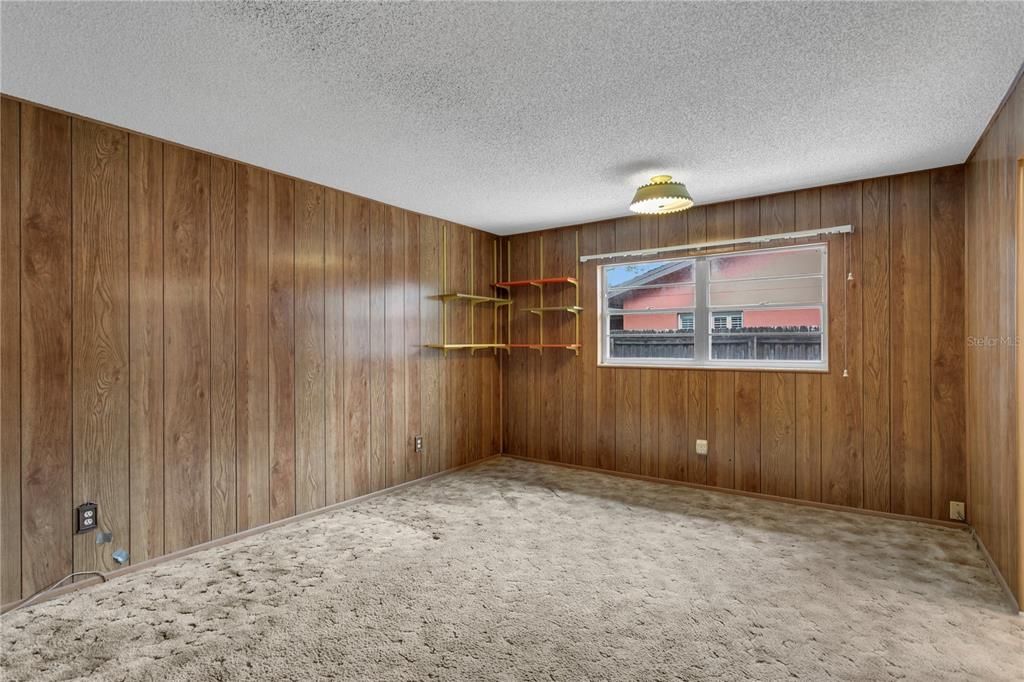 For Sale: $350,000 (4 beds, 2 baths, 1745 Square Feet)