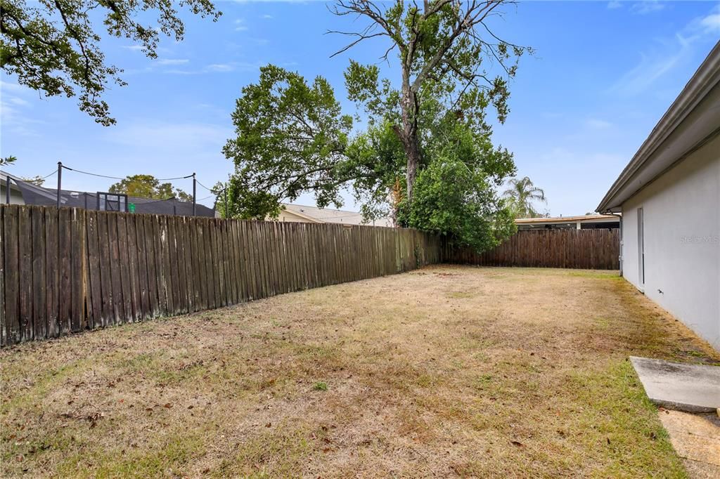 For Sale: $350,000 (4 beds, 2 baths, 1745 Square Feet)