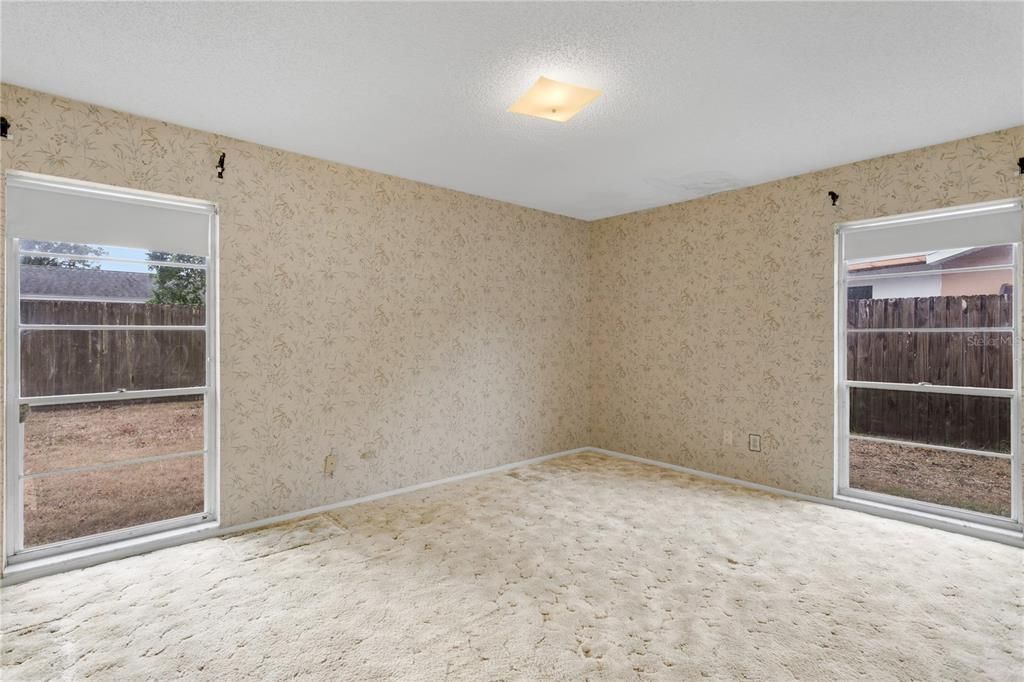 For Sale: $350,000 (4 beds, 2 baths, 1745 Square Feet)