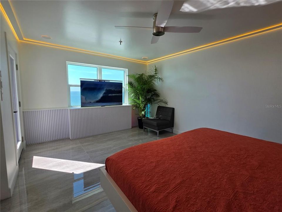 En Venta: $1,195,000 (2 camas, 2 baños, 1200 Pies cuadrados)