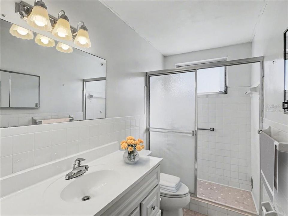 En Venta: $99,900 (2 camas, 2 baños, 1400 Pies cuadrados)