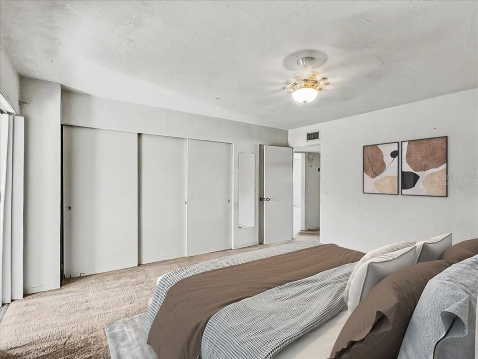 En Venta: $99,900 (2 camas, 2 baños, 1400 Pies cuadrados)