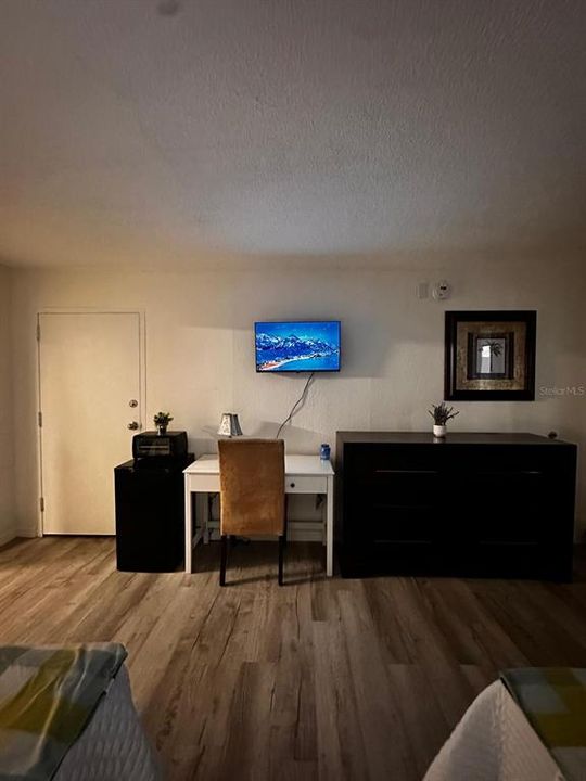 En Venta: $49,000 (1 camas, 1 baños, 324 Pies cuadrados)