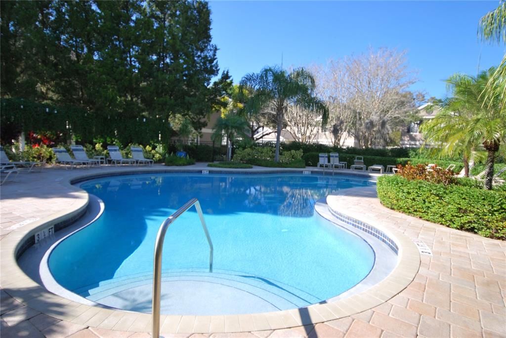 出租: $2,400 (2 贝兹, 2 浴室, 1272 平方英尺)