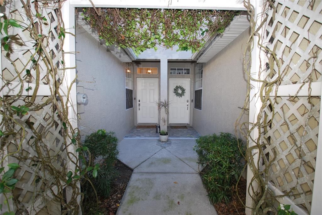 出租: $2,400 (2 贝兹, 2 浴室, 1272 平方英尺)