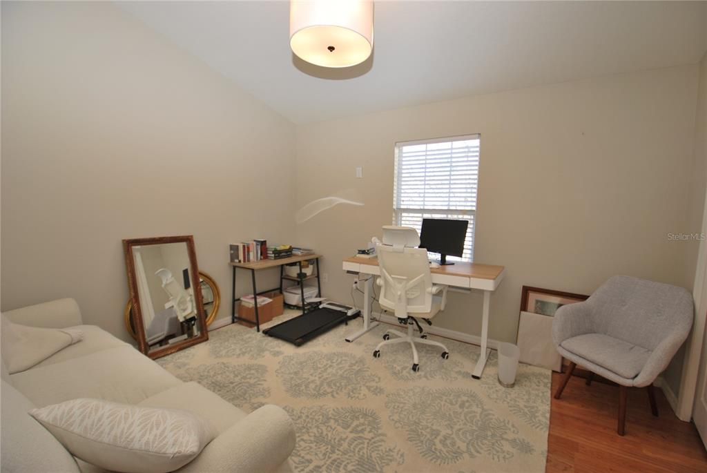 出租: $2,400 (2 贝兹, 2 浴室, 1272 平方英尺)