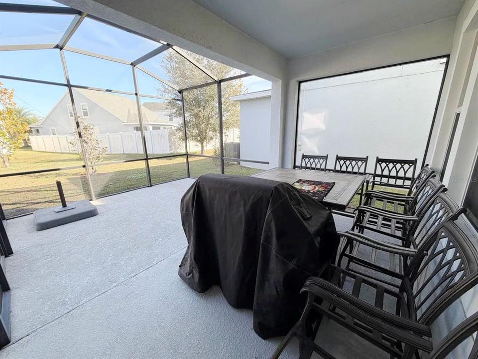 For Sale: $550,000 (4 beds, 2 baths, 2346 Square Feet)