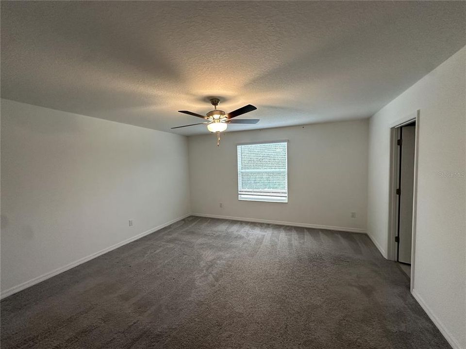 出租: $2,700 (3 贝兹, 2 浴室, 2633 平方英尺)