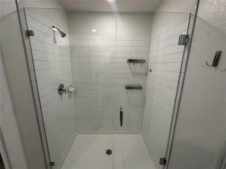 出租: $2,700 (3 贝兹, 2 浴室, 2633 平方英尺)