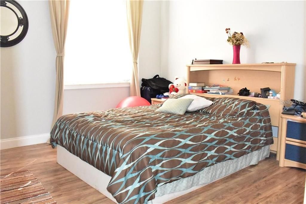 For Sale: $748,000 (5 beds, 3 baths, 3408 Square Feet)