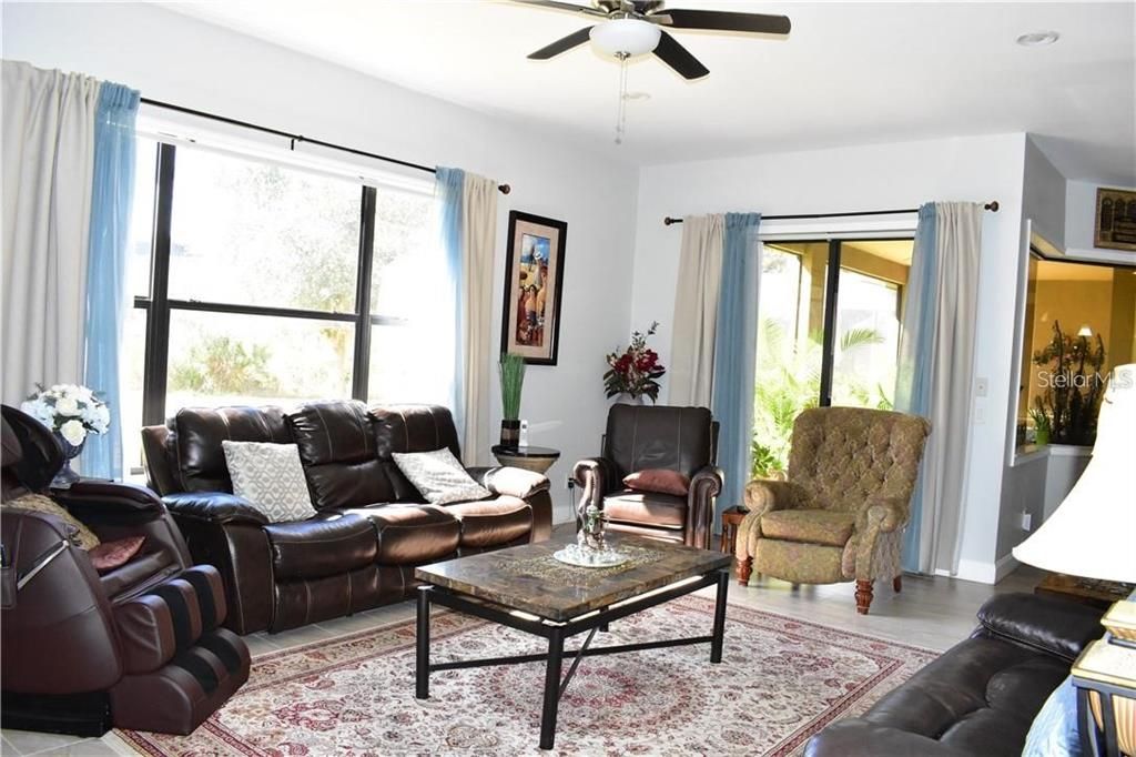 For Sale: $748,000 (5 beds, 3 baths, 3408 Square Feet)