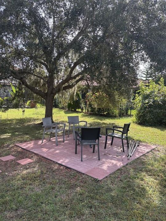 For Sale: $748,000 (5 beds, 3 baths, 3408 Square Feet)