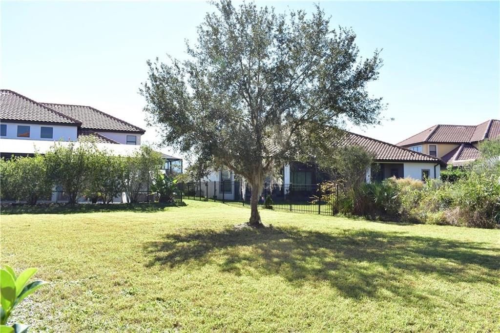 For Sale: $748,000 (5 beds, 3 baths, 3408 Square Feet)