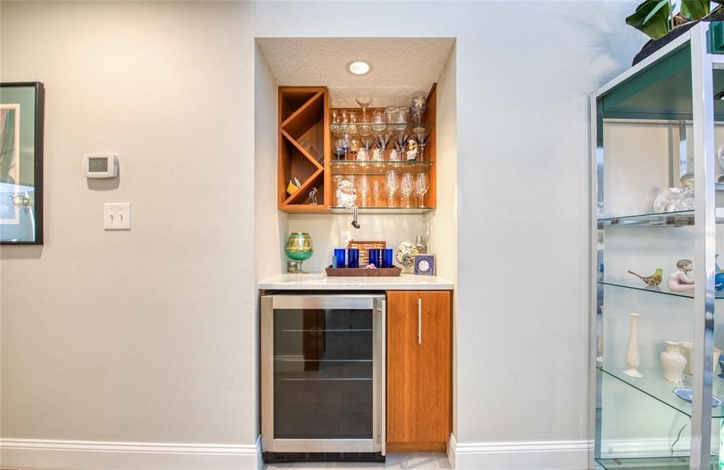 待售: $630,000 (2 贝兹, 2 浴室, 1470 平方英尺)