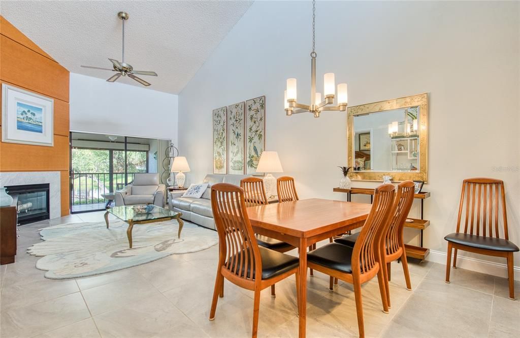 待售: $630,000 (2 贝兹, 2 浴室, 1470 平方英尺)