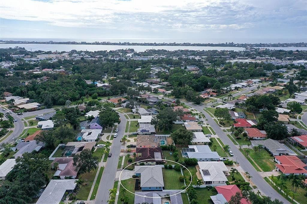 В аренду: $2,800 (3 спален, 2 ванн, 1527 Квадратных фут)