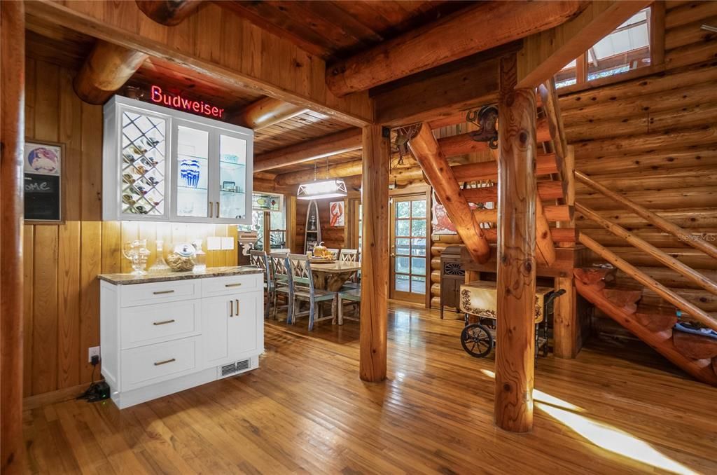 На продажу: $799,000 (2 спален, 2 ванн, 2130 Квадратных фут)