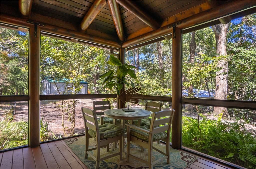 На продажу: $799,000 (2 спален, 2 ванн, 2130 Квадратных фут)