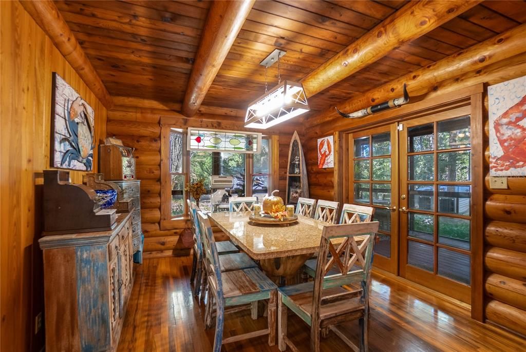 На продажу: $799,000 (2 спален, 2 ванн, 2130 Квадратных фут)