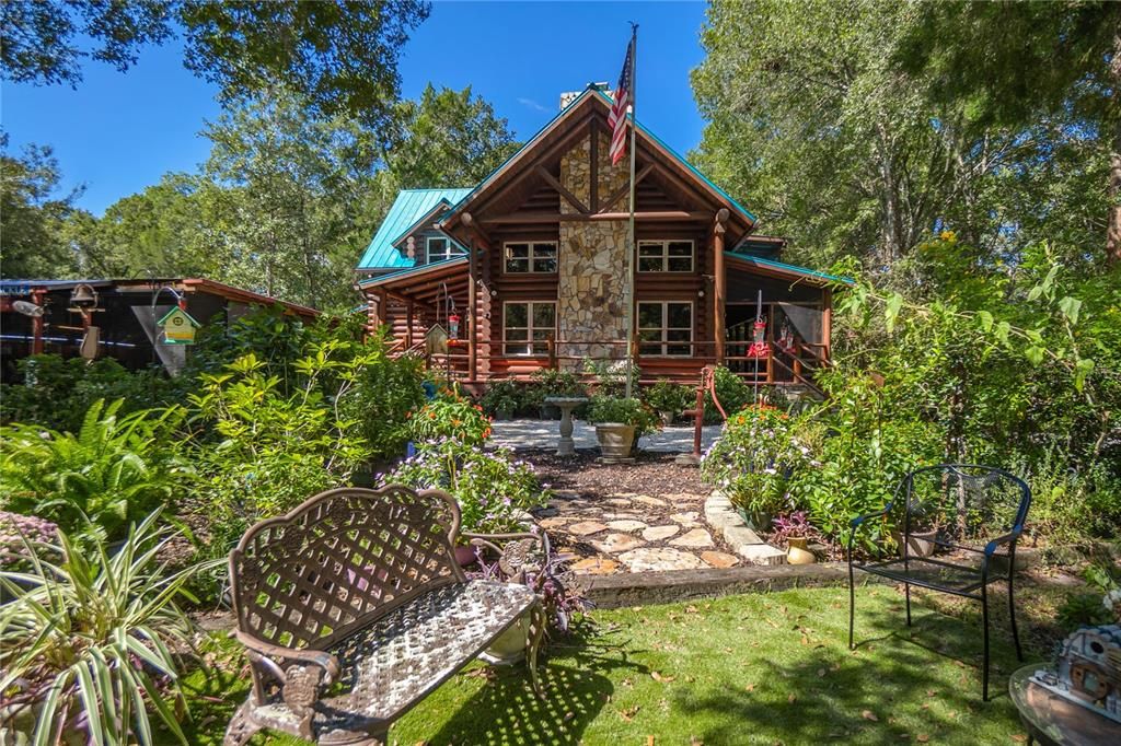 На продажу: $799,000 (2 спален, 2 ванн, 2130 Квадратных фут)