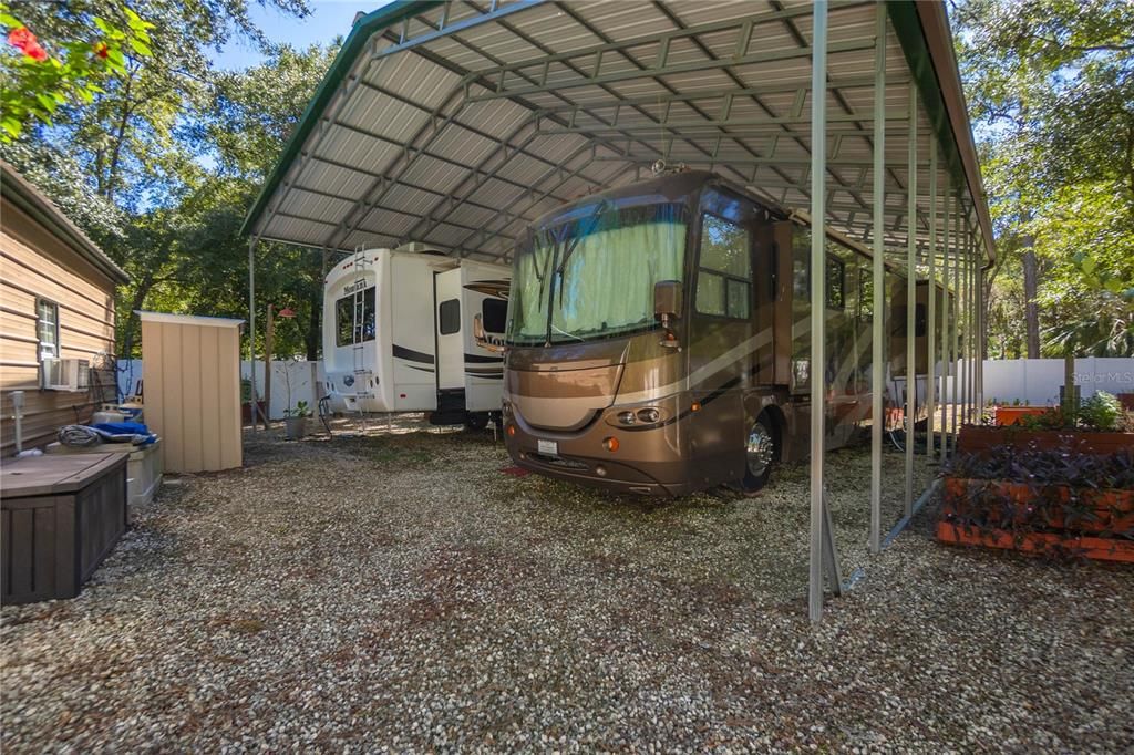 На продажу: $799,000 (2 спален, 2 ванн, 2130 Квадратных фут)