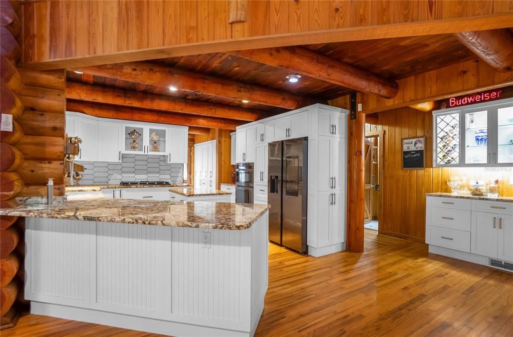 На продажу: $799,000 (2 спален, 2 ванн, 2130 Квадратных фут)