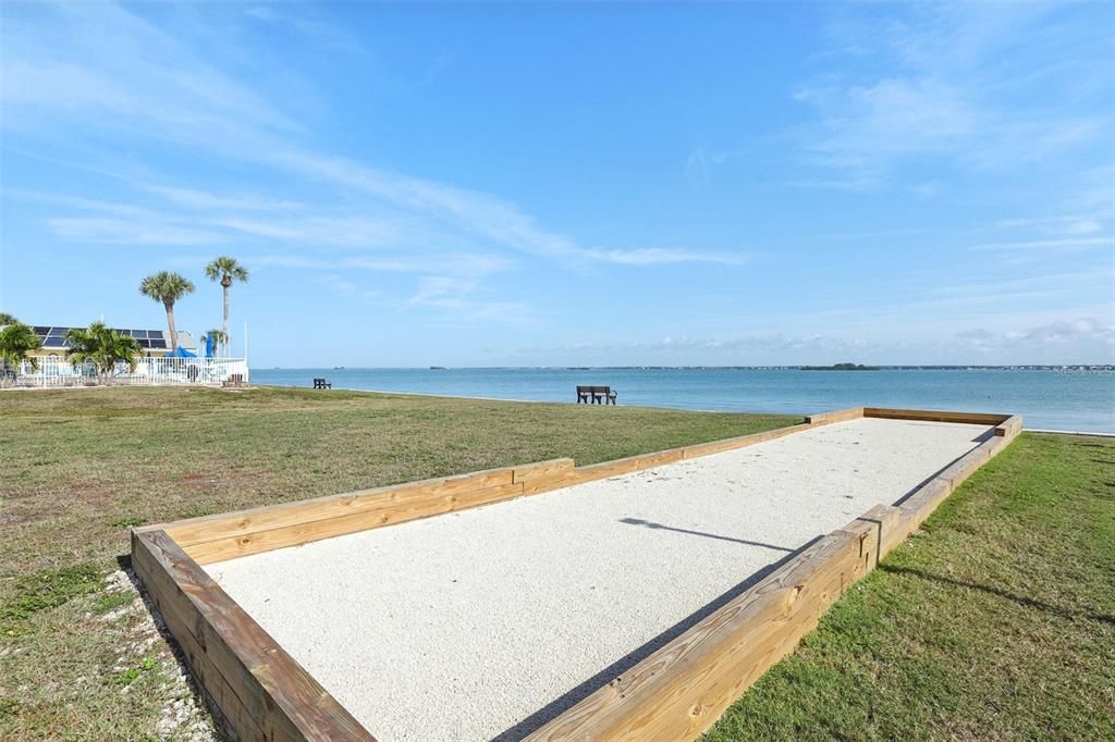 En Venta: $375,000 (2 camas, 2 baños, 975 Pies cuadrados)