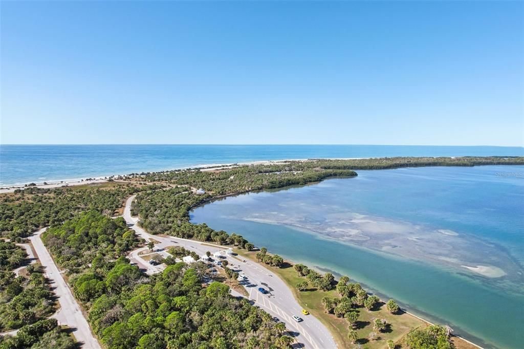 En Venta: $375,000 (2 camas, 2 baños, 975 Pies cuadrados)