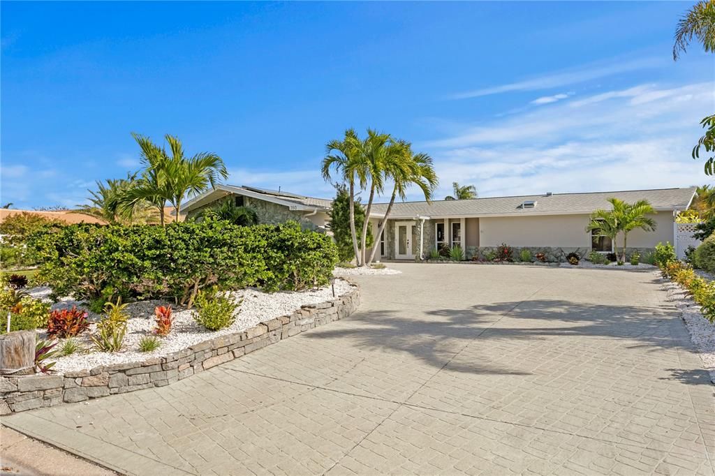 На продажу: $1,875,000 (4 спален, 3 ванн, 2571 Квадратных фут)