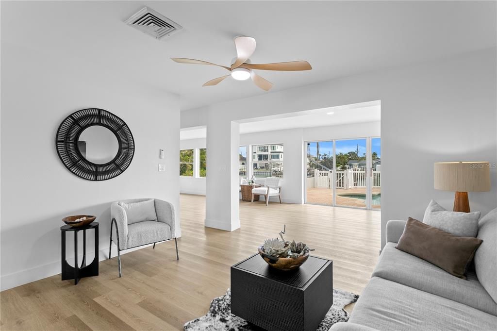 На продажу: $1,875,000 (4 спален, 3 ванн, 2571 Квадратных фут)