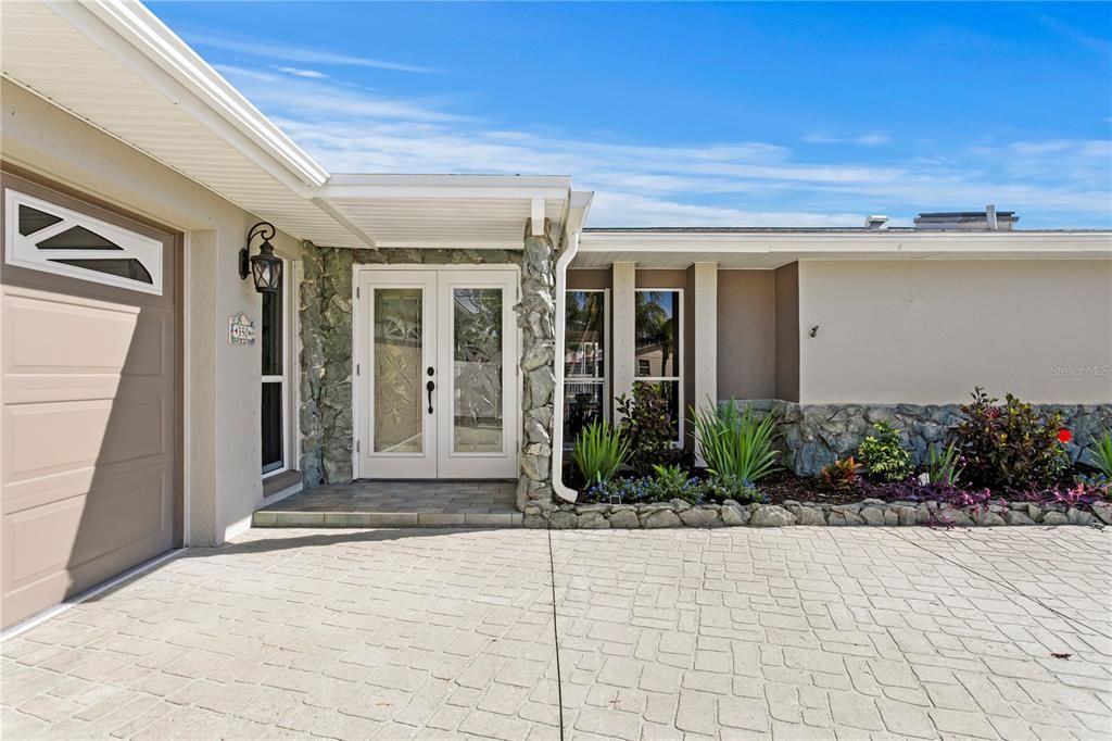 На продажу: $1,875,000 (4 спален, 3 ванн, 2571 Квадратных фут)