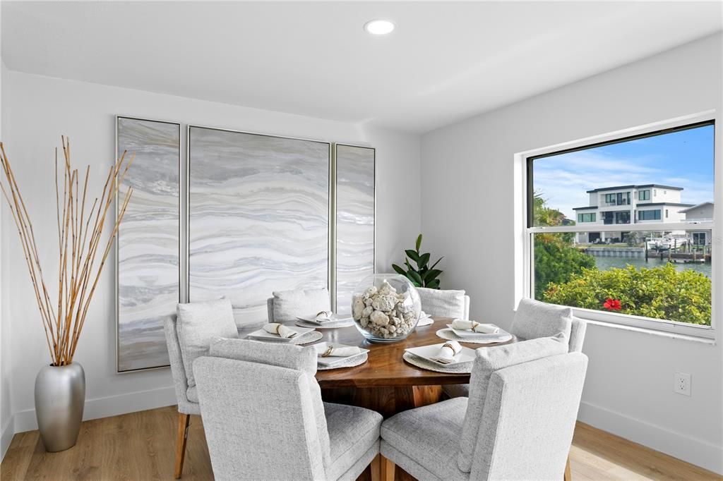 На продажу: $1,875,000 (4 спален, 3 ванн, 2571 Квадратных фут)