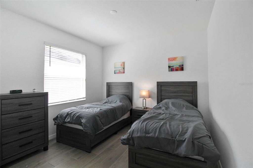 En Renta: $5,000 (4 camas, 2 baños, 2242 Pies cuadrados)