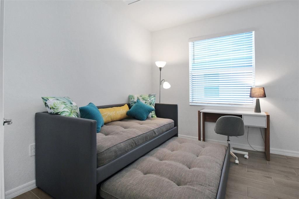 En Renta: $5,000 (4 camas, 2 baños, 2242 Pies cuadrados)