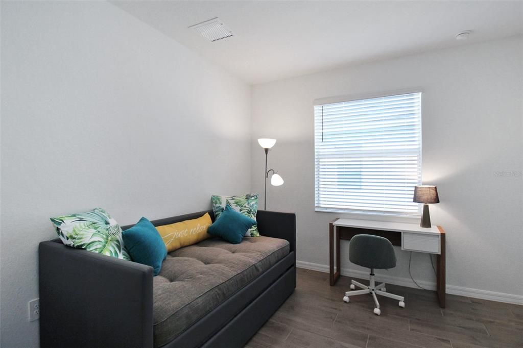 En Renta: $5,000 (4 camas, 2 baños, 2242 Pies cuadrados)