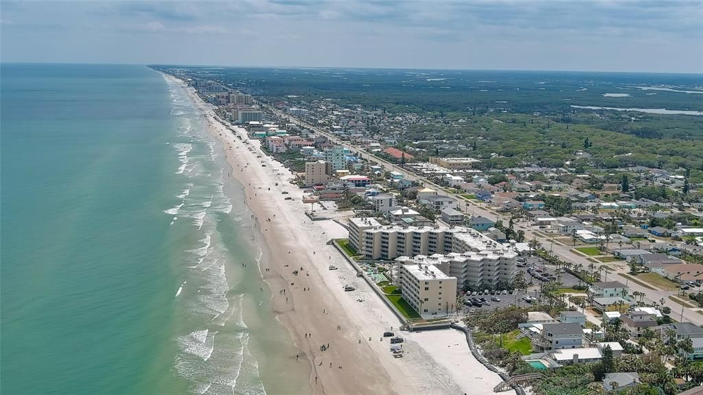 На продажу: $650,000 (2 спален, 2 ванн, 1192 Квадратных фут)