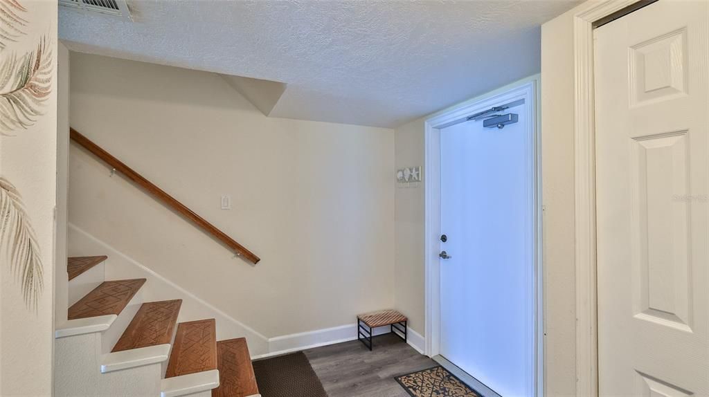 На продажу: $650,000 (2 спален, 2 ванн, 1192 Квадратных фут)