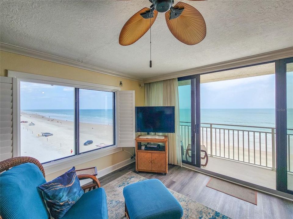 На продажу: $650,000 (2 спален, 2 ванн, 1192 Квадратных фут)