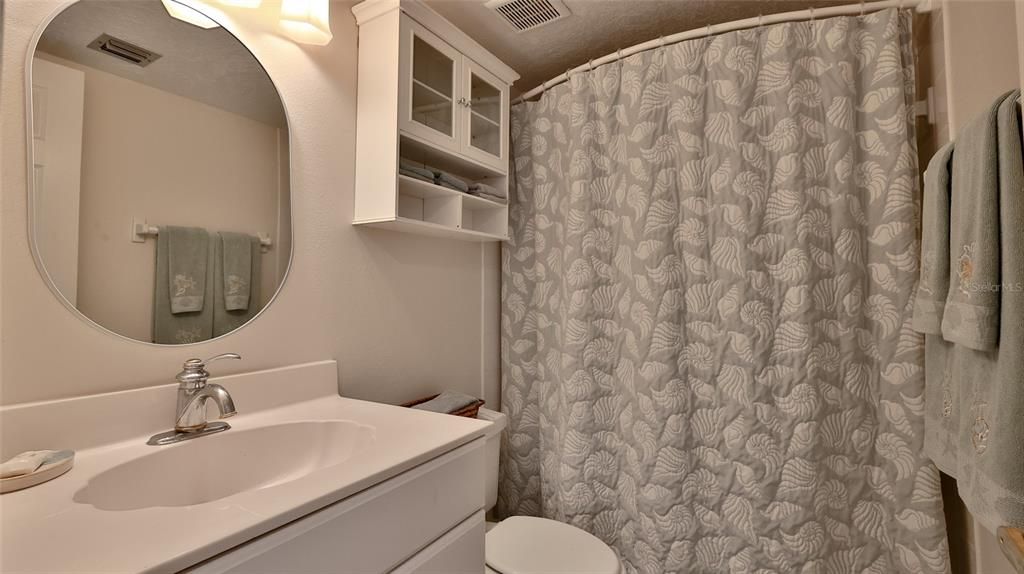 На продажу: $650,000 (2 спален, 2 ванн, 1192 Квадратных фут)