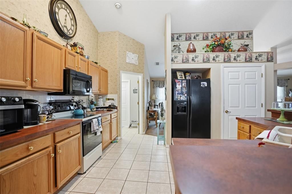 En Venta: $469,900 (4 camas, 2 baños, 2236 Pies cuadrados)