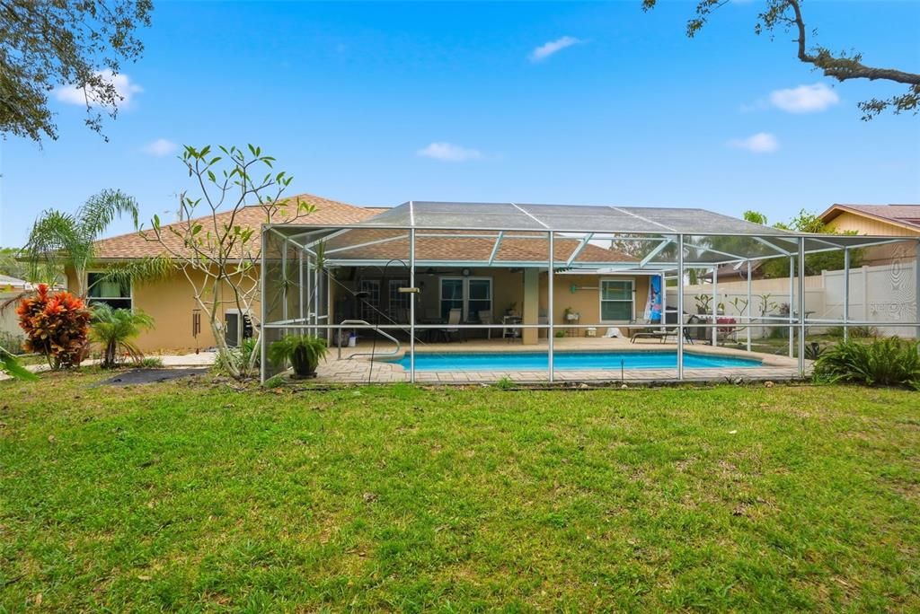 En Venta: $469,900 (4 camas, 2 baños, 2236 Pies cuadrados)