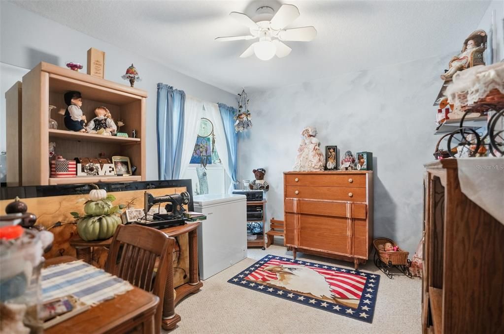 En Venta: $469,900 (4 camas, 2 baños, 2236 Pies cuadrados)