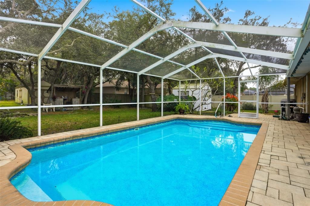 En Venta: $469,900 (4 camas, 2 baños, 2236 Pies cuadrados)