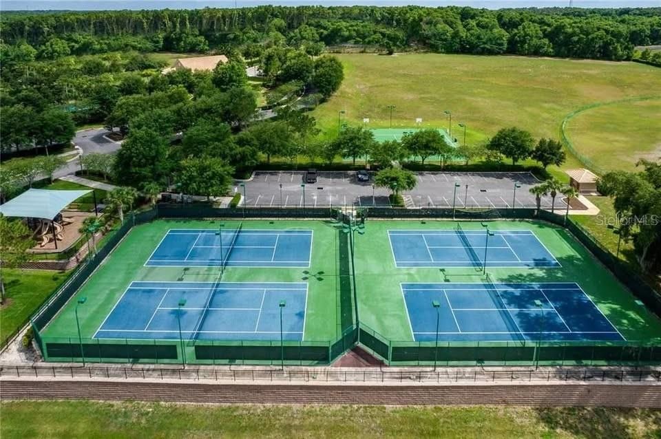 出租: $2,300 (3 贝兹, 2 浴室, 1572 平方英尺)